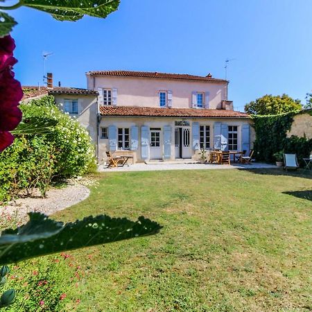 Bed and Breakfast La Madeleine La Jarrie Экстерьер фото