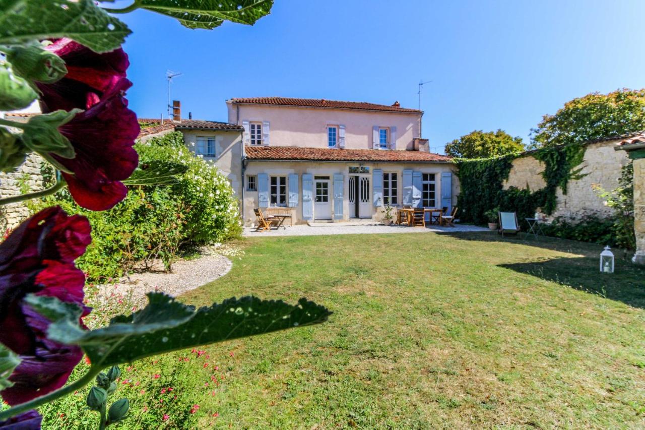 Bed and Breakfast La Madeleine La Jarrie Экстерьер фото